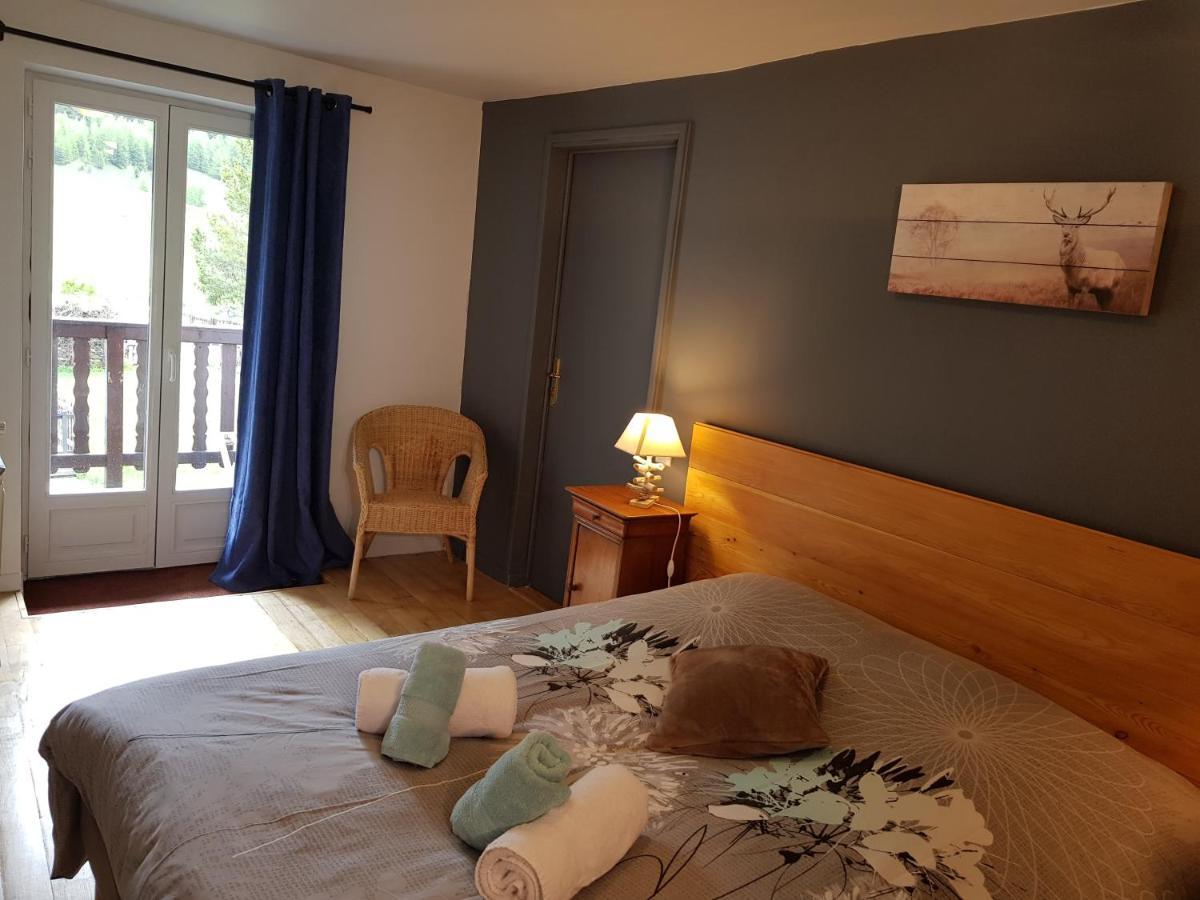 La Girandole Chambre D'Hotes Et Location D'Appartement Арвьё Экстерьер фото