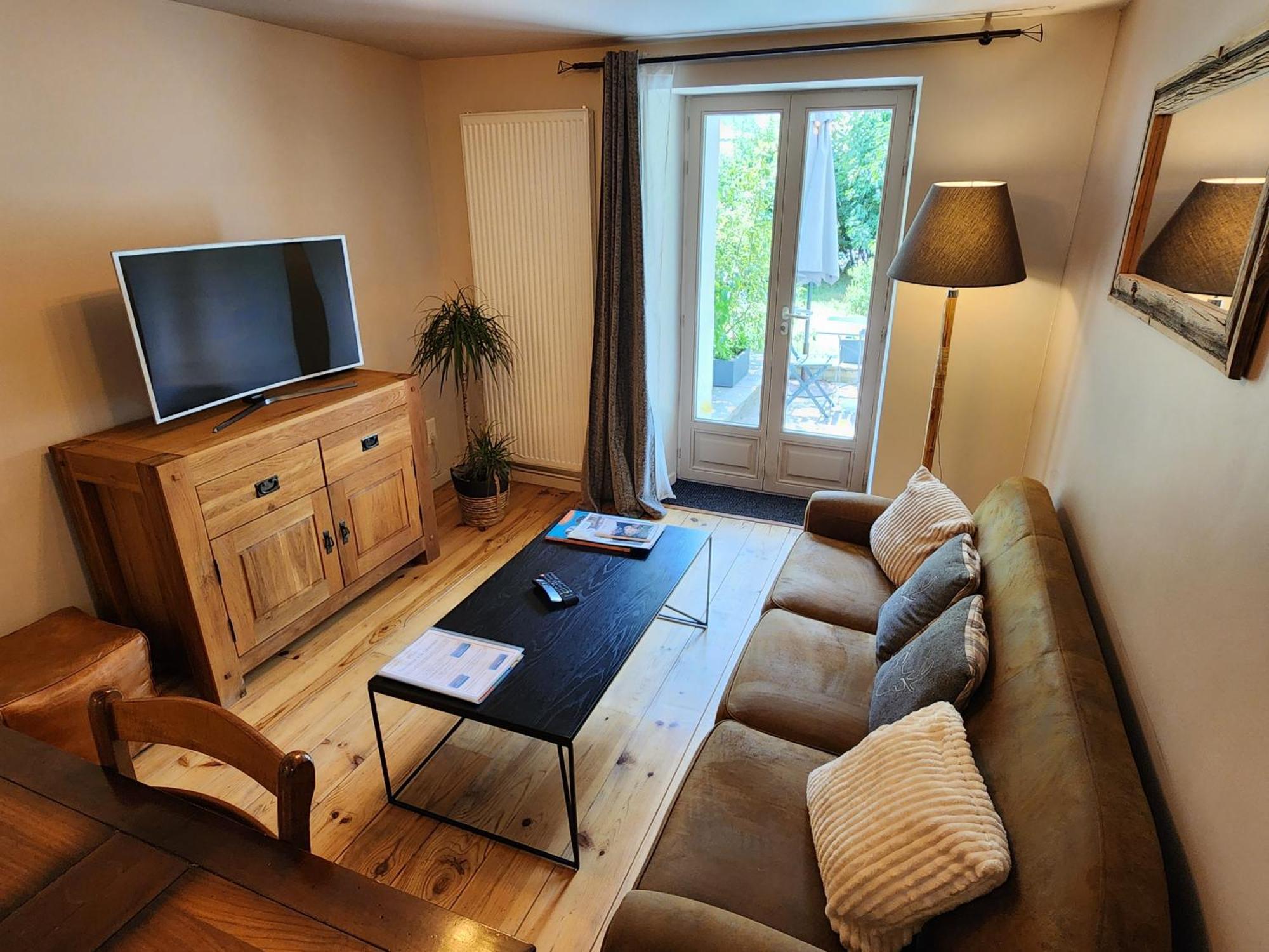 La Girandole Chambre D'Hotes Et Location D'Appartement Арвьё Экстерьер фото