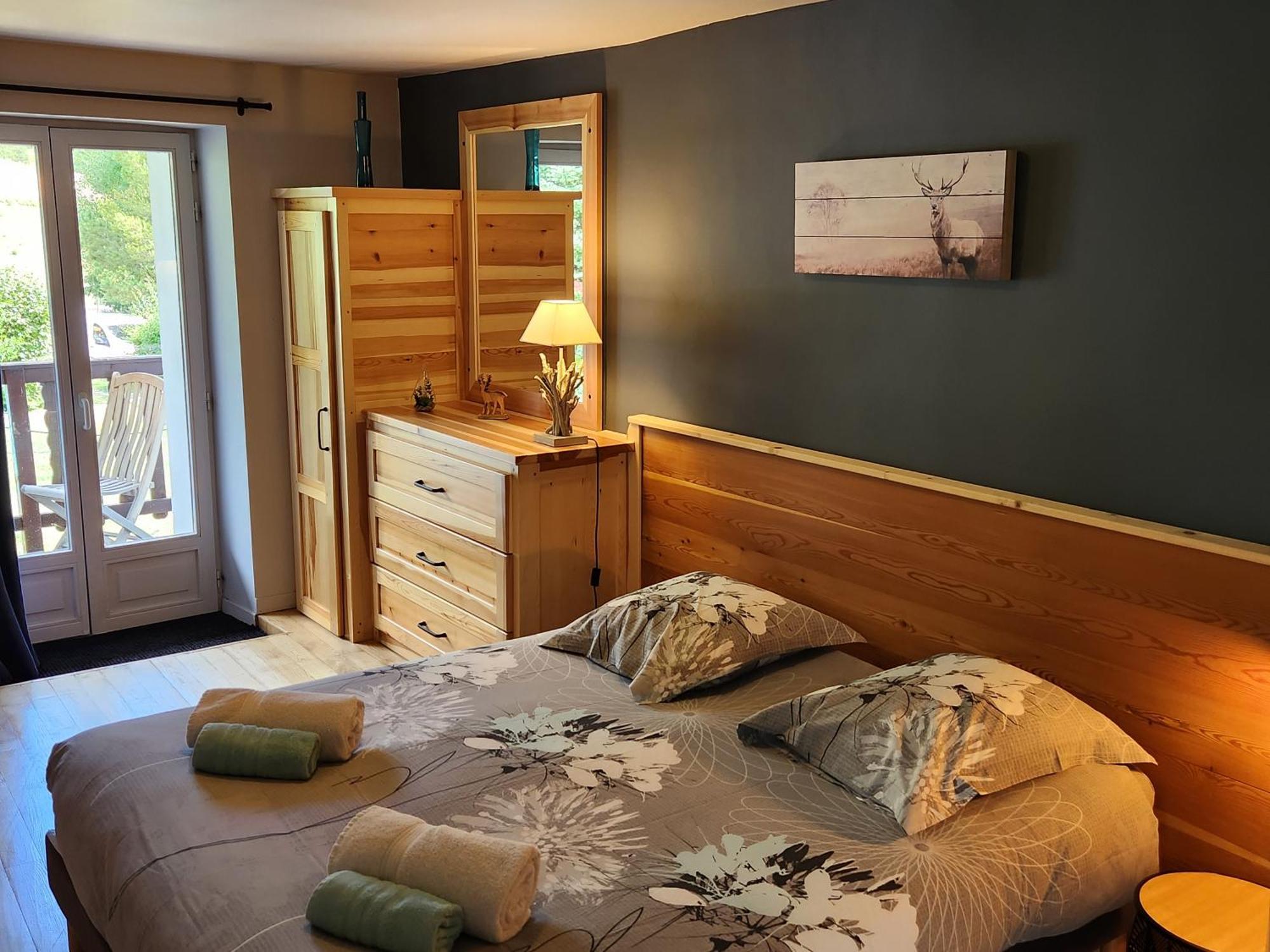 La Girandole Chambre D'Hotes Et Location D'Appartement Арвьё Экстерьер фото
